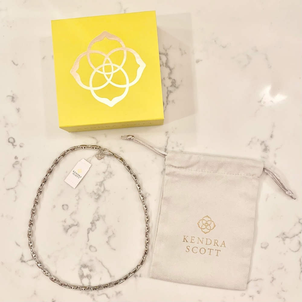 Kendra Scott Bailey Chain Necklace - Picture 7 of 10